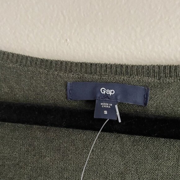 Gap Women S Olive Green V-Neck Wool Blend L/S Pullover Lightweight Sweater NWT - Picture 6 of 10